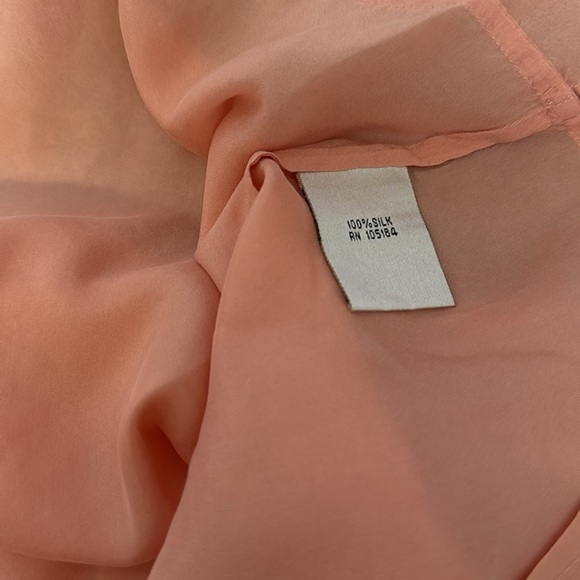 GoSilk - Long Sleeve Silk Blouse With Snap Closure - Peach - Size Medium - Picture 10 of 10